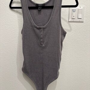 Forever 21 Gray Sleeveless Bodysuit